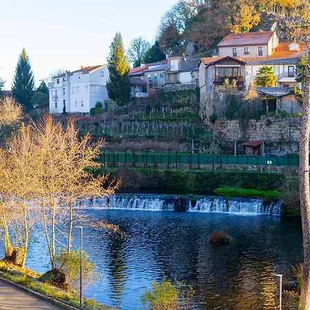 Сasa de vacaciones Casa Luna Rural Con Piscina Y Jardín Ourense