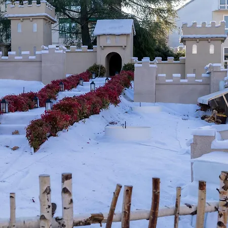Casa Luna Rural Con Piscina Y Jardin